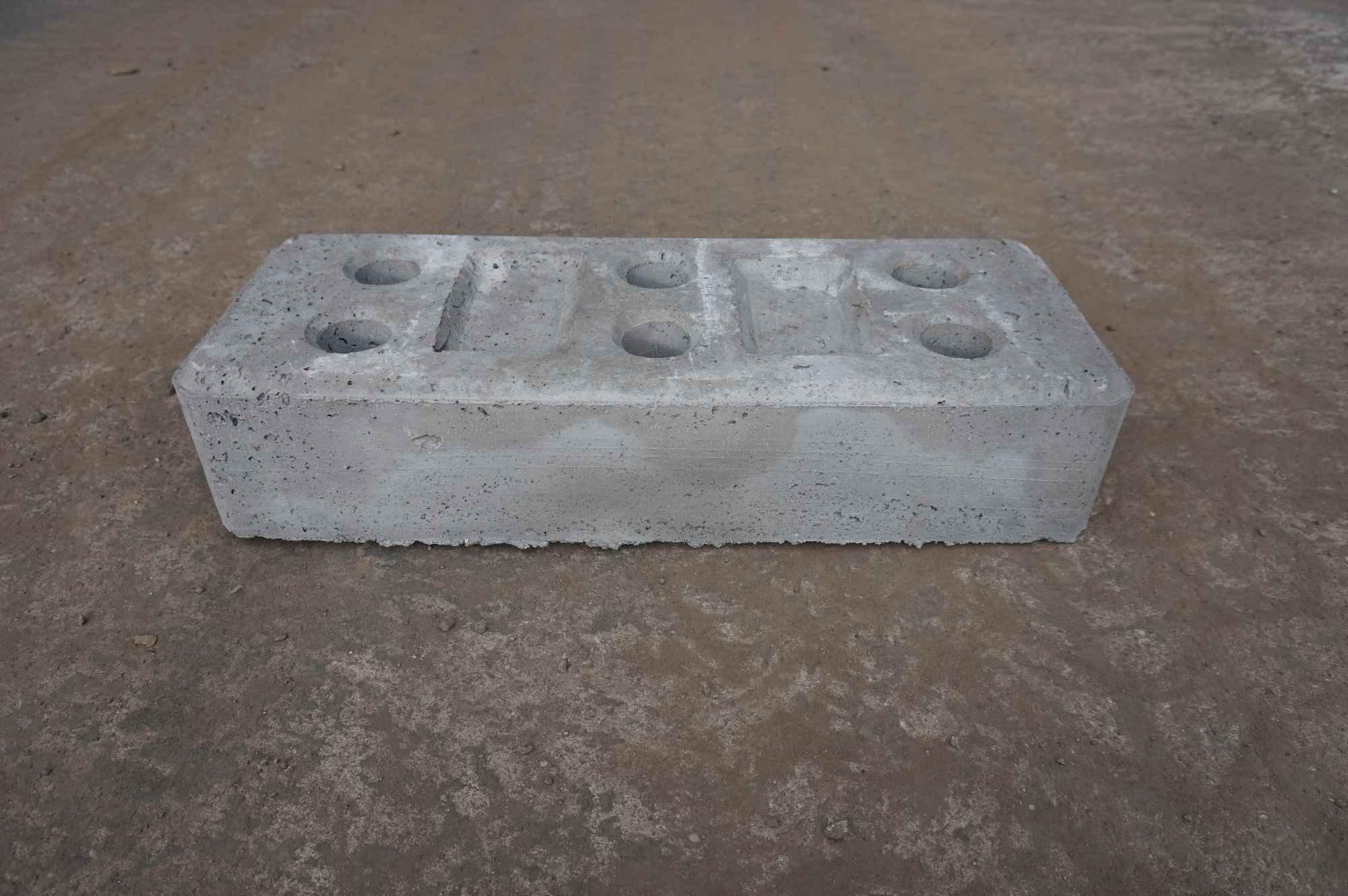 Stopa betonowa do ogrodzenia tymczasowego Bałuty - zdjęcie 2