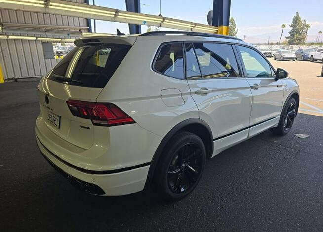 Volkswagen Tiguan R-LINE BLACK / AWD / niski przebieg Białystok - zdjęcie 4