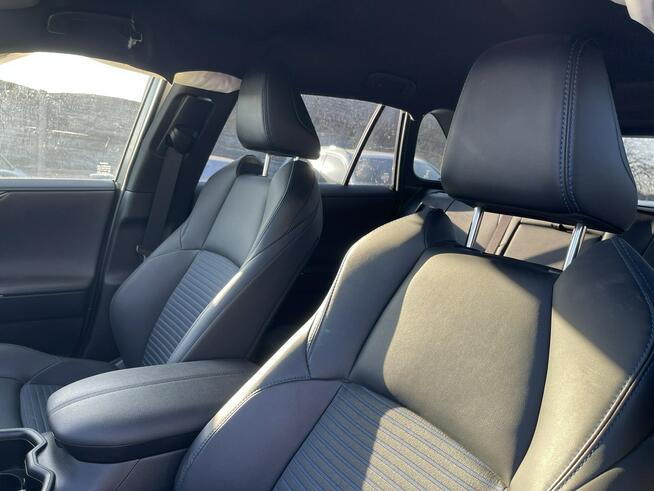 Toyota RAV-4 Selection 4x4 Hybryda Kamera Skóra Podgrzewanie Virtual Gliwice - zdjęcie 11