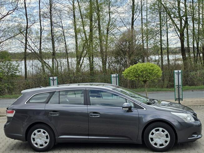 Toyota Avensis 1.6 VVTI 132KM benzyna / ZADBANA Skępe - zdjęcie 6