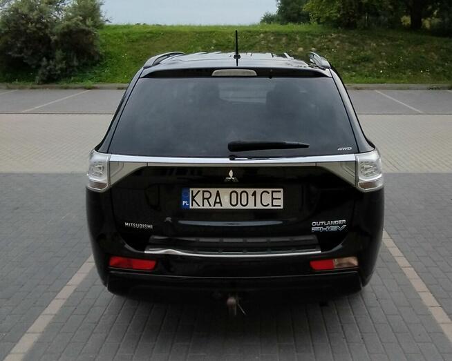 Mitsubishi Outlander 2.0 PHEV Plug-in 4x4, SUV Kraków - zdjęcie 5