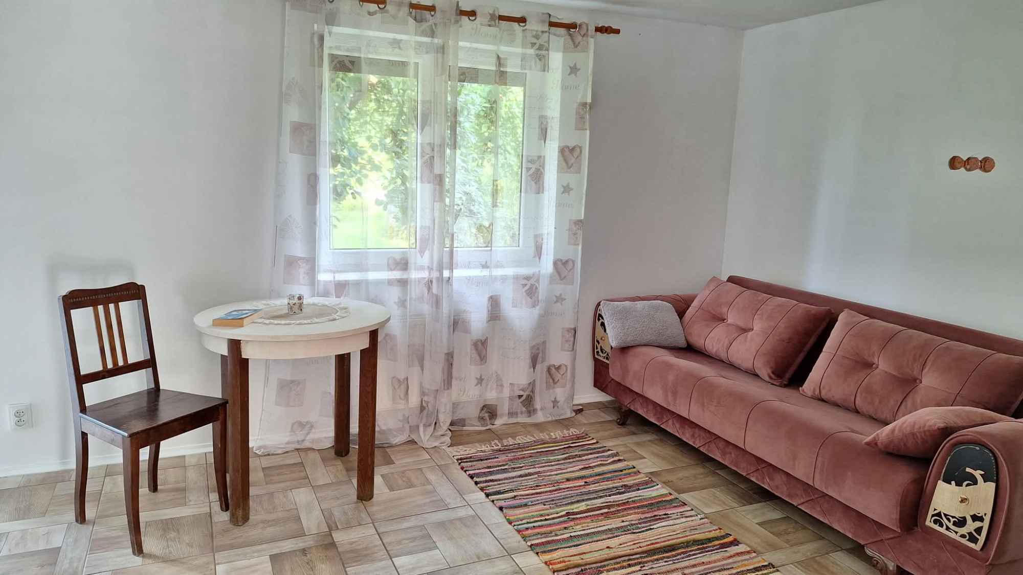 Dom po remoncie wśród Lasów Stobrawskich Dąbrówka Dolna - zdjęcie 3