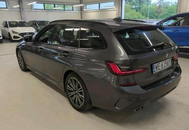 BMW 330e Touring M Sport Plug-in Hybrid, Salon PL, Bezwypadkowa, FV23% Warszawa - zdjęcie 4