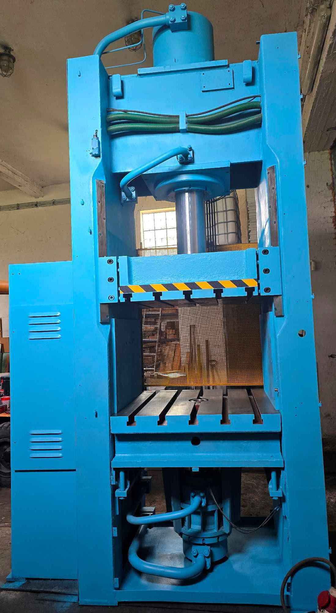 Prasa hydrauliczna PHM 250 Ponar Żywiec Malbork - zdjęcie 2