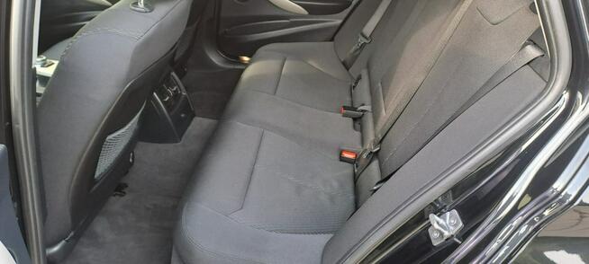 BMW 318 Bardzo ładny egzemplarz, Automat, Nawigacja, Alu 18" Chlewice - zdjęcie 8