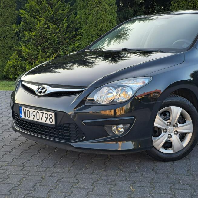 HYUNDAI i30 Benzyna 1.4 109KM Zarejestrowany w Polsce, Klima, Serwis Ostrów Mazowiecka - zdjęcie 5