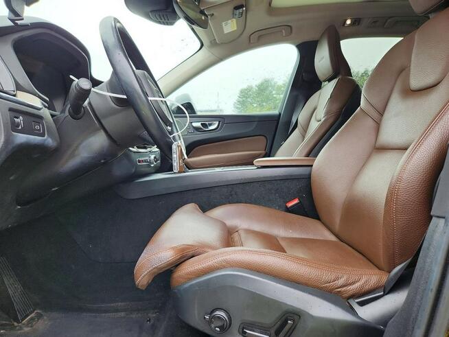 Volvo XC 60 INSCRIPTION / AWD / T6 / niski przebieg Częstochowa - zdjęcie 7
