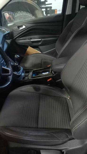 Sprzedam samochód Ford Kuga 1.5 benzyna z 2019 roku Tarnów - zdjęcie 4