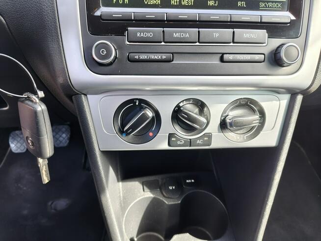 Volkswagen Polo 1.6 TDI 90 KM  Oryginalny Przebieg Serwisowany Twardów - zdjęcie 12