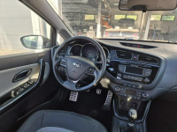 Kia Ceed 1.6 CRDi 128 Platinum Edition Łaziska Górne - zdjęcie 11