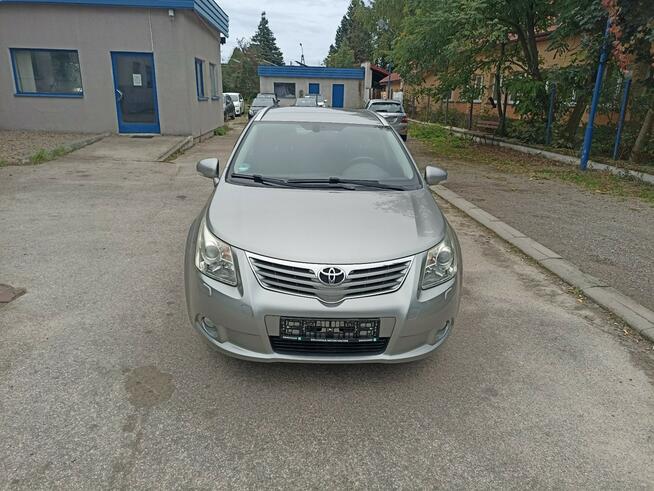 Toyota Avensis Bezwypadkowy, stan BDB Janów Lubelski - zdjęcie 11