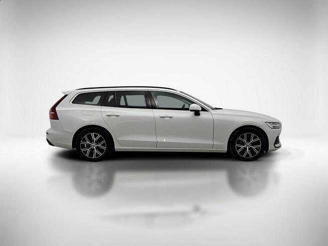 Volvo V60 B4 D Core aut ! Z Polskiego Salonu ! Faktura VAT ! Warszawa - zdjęcie 6