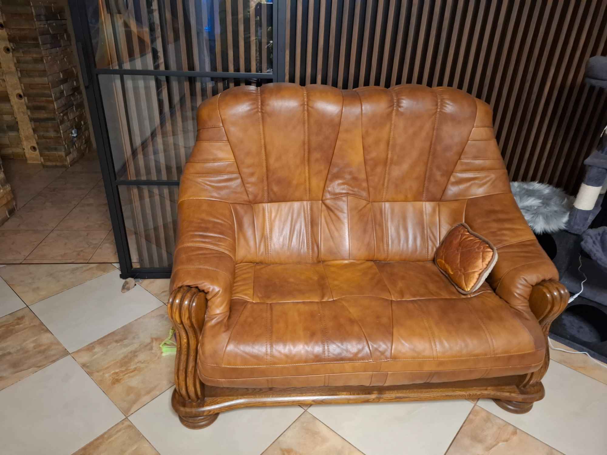 Sprzedam komplet ze skóry Suszec - zdjęcie 6