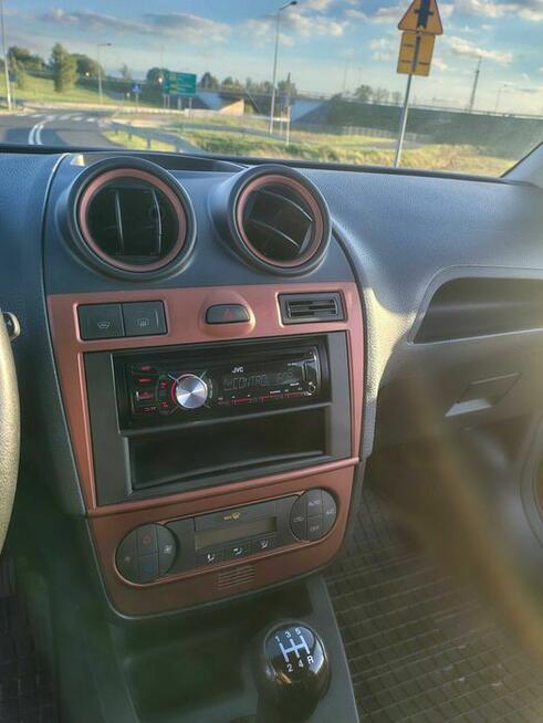 Ford Fiesta 1,3 benzyna Jędrzejewo - zdjęcie 5