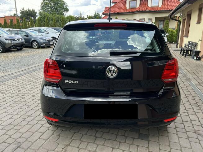 Volkswagen Polo 1,0 75KM  Klima  Navi  2xPDC  AppleCar/AndroidAuto Orzech - zdjęcie 6