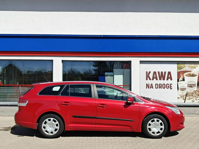 Toyota Avensis Karczew - zdjęcie 8