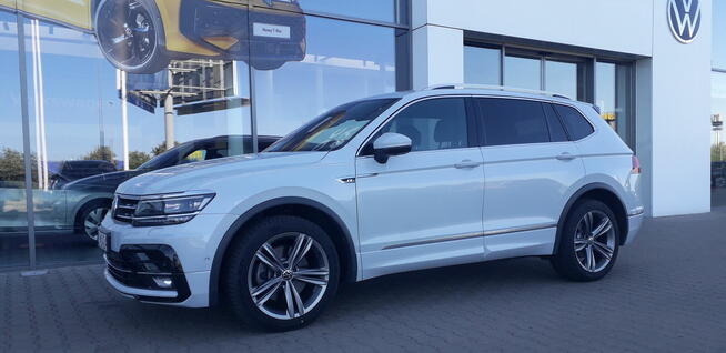 VOLKSWAGEN TIGUAN 2.0 TDI 4MOT HIGHLINE DSG 2019 ROK Szczecin - zdjęcie 4