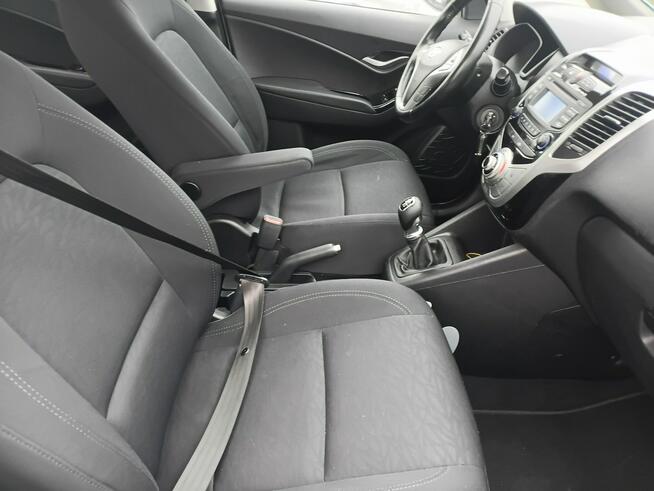 Śliczny Hyundai ix20 Fajna wersja Policzna - zdjęcie 3