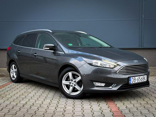 Ford Focus 1.0 125KM Bogate wyposażenie Hak Podgrzewana kierownica Wrocław - zdjęcie 4