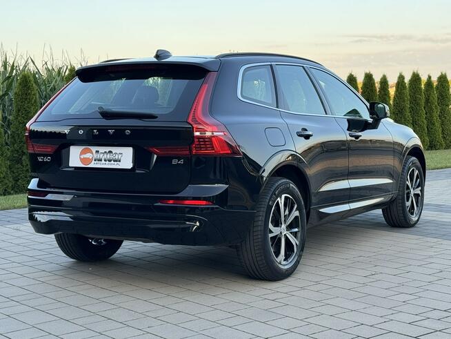 Volvo XC 60 B4 Mild Hybrid Benzyna Core Zambrów - zdjęcie 7