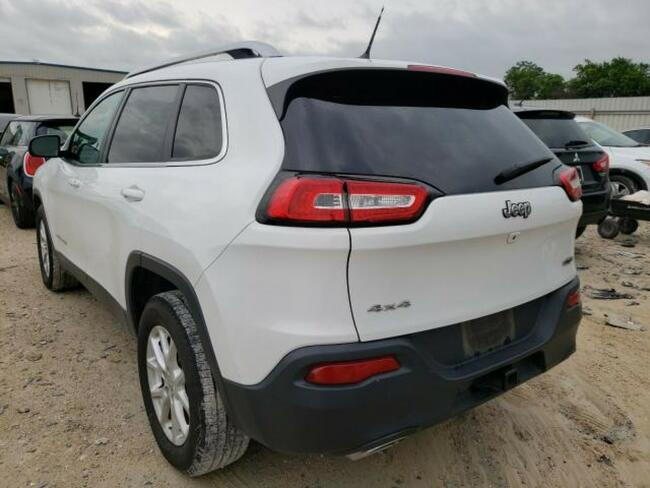 Jeep Cherokee 2015, 3.2L, Latitude, po gradobiciu Warszawa - zdjęcie 3