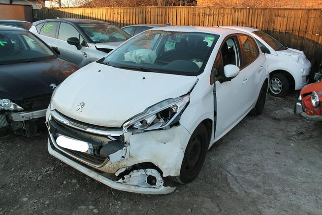 Peugeot 208 Ostrów Wielkopolski - zdjęcie 1