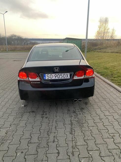 Honda Civic VIII Sedan 1.8Benz Automat Krajowy Sosnowiec - zdjęcie 10