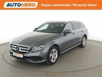Mercedes E 200 full led navi kamera grzane fotele hak automat