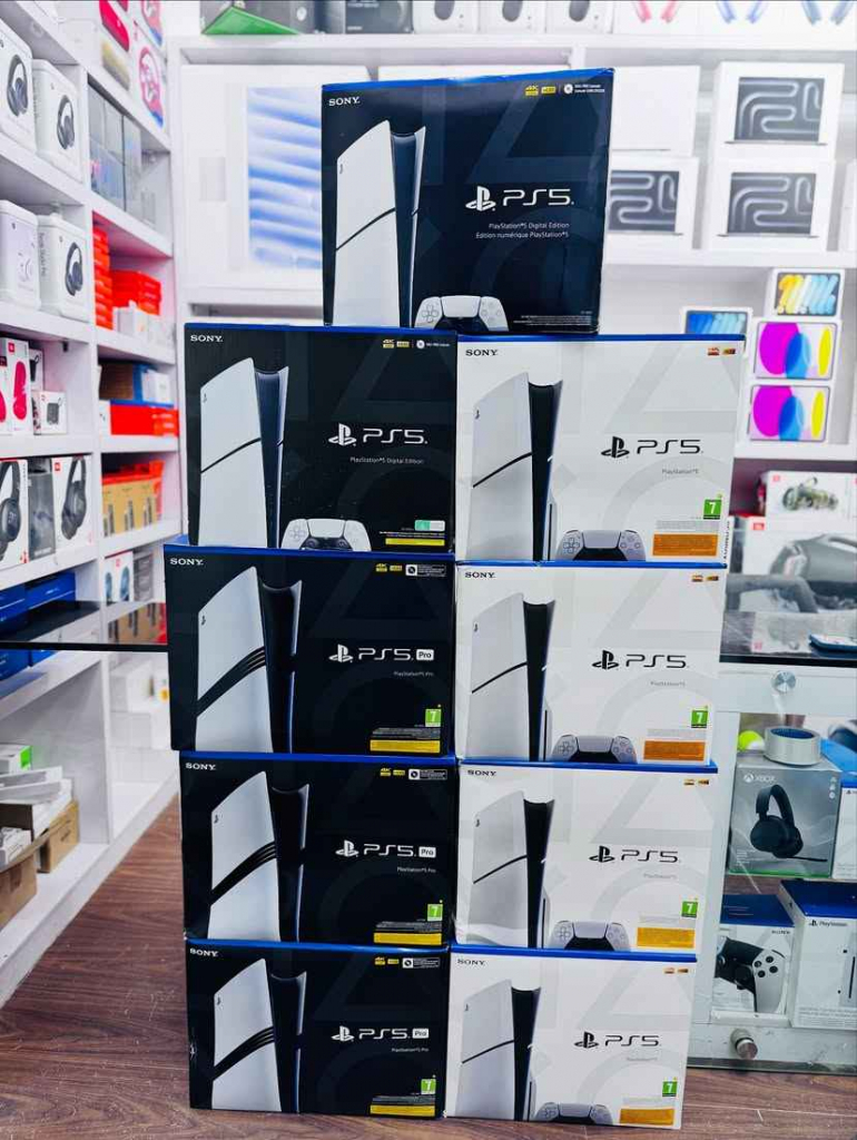 Sony PS5, 225 EUR, Sony PS5 Pro, Nintendo Switch 2, iPhone, iPhone 16 Stare Miasto - zdjęcie 1