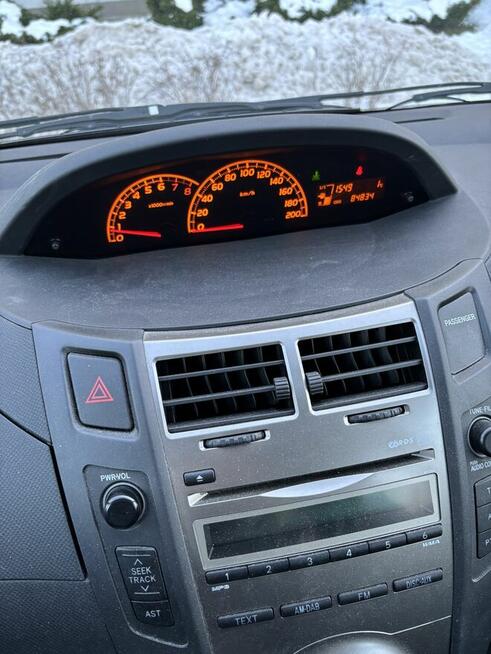 Sprzedam Toyota yaris Płock - zdjęcie 10