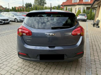 Kia Cee&#039;d 1.4 100KM  Klimatronik Orzech - zdjęcie 6