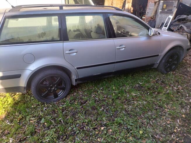 VW Passat B5 kombi lifting na części Kalisz - zdjęcie 11