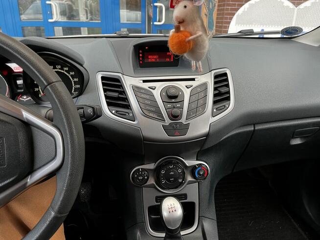 SPRZEDAM, FORD FIESTA, NISKI PRZEBIEG Pyrzyce - zdjęcie 4