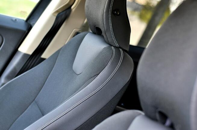 Volvo XC 60 2.0 163KM  D3 R-Desing Led Navi Parktronik Płock - zdjęcie 11