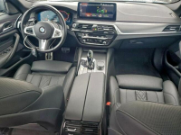 BMW M550i / xDrive / M-Pakiet / Niski przebieg / Tarnów - zdjęcie 8
