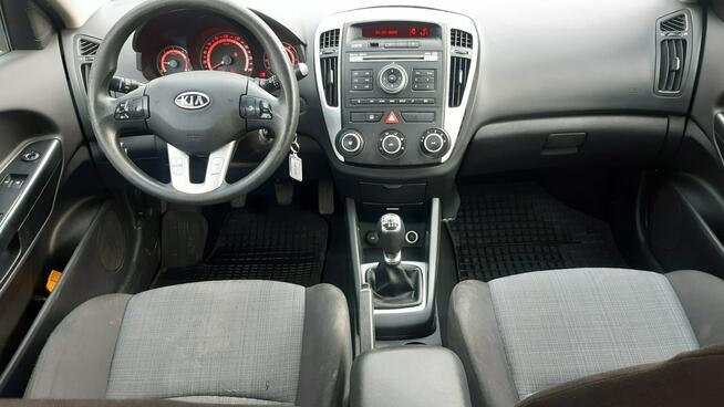 Kia Cee'd 1,6 CRDI  Export Bachowice - zdjęcie 8