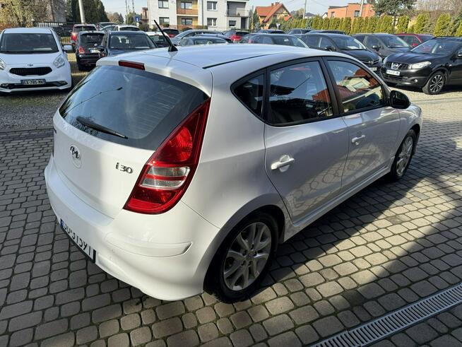 Hyundai i30 Rej.03.2011  1,4 109KM  LPG  Klimatronik Orzech - zdjęcie 6