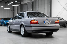 BMW 740 Oryginał. Bezwypadkowa. Niski przebieg. Węgrzce - zdjęcie 12