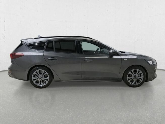 Ford Focus Komorniki - zdjęcie 8