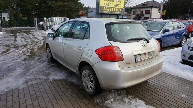 Toyota Auris zarejestrowany, ubezpieczony. Gwarancja. Polecam !!! Zielona Góra - zdjęcie 7