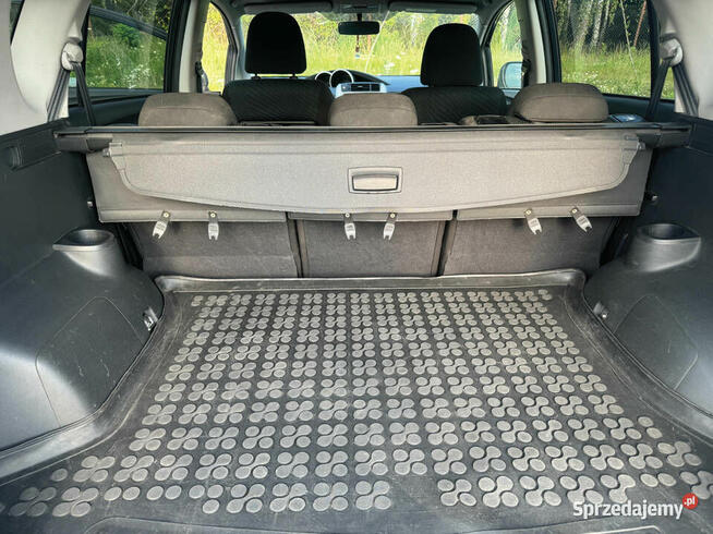 Toyota Verso 2.0 D-4D Premium - Pierwszy właściciel Ożarów Mazowiecki - zdjęcie 8