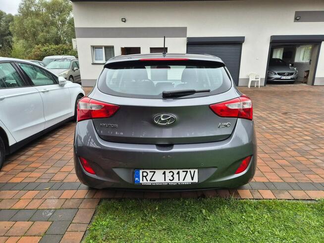 Hyundai i30 Bezwypadkowy Idealny do miasta Rzeszów - zdjęcie 9