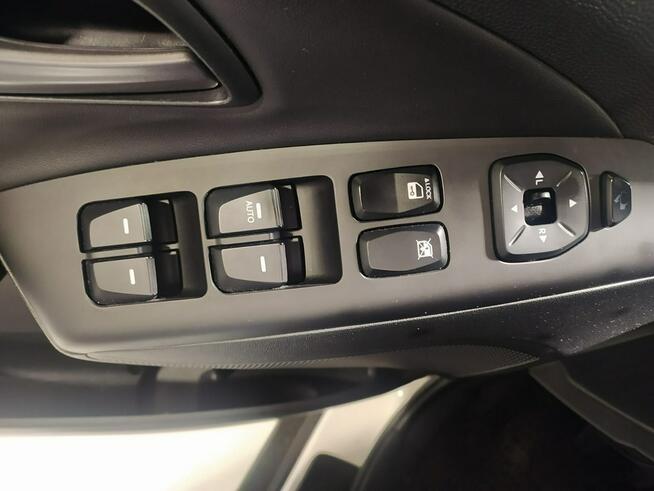 Hyundai ix35 1.6 135KM,podgrzewane siedzenia, klimatyzacja automat Łódź - zdjęcie 11