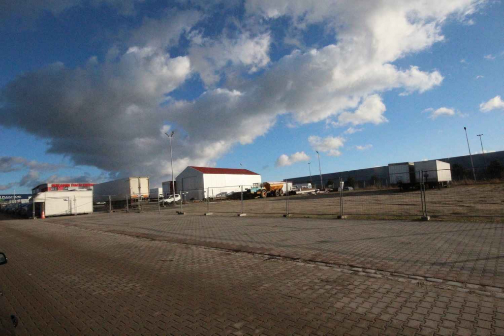 Dz. Inwestycyjna (4000m2) okolice Oławskiej MEDIA (Domasław) Domasław - zdjęcie 1