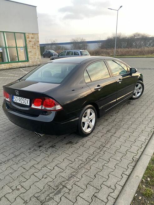 Honda Civic VIII Sedan 1.8Benz Automat Krajowy Sosnowiec - zdjęcie 8