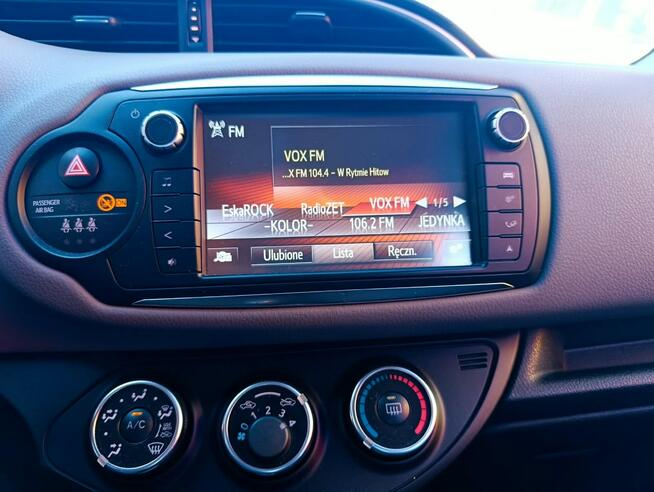 Toyota Yaris Salon Polska kamera cofania Karczew - zdjęcie 6