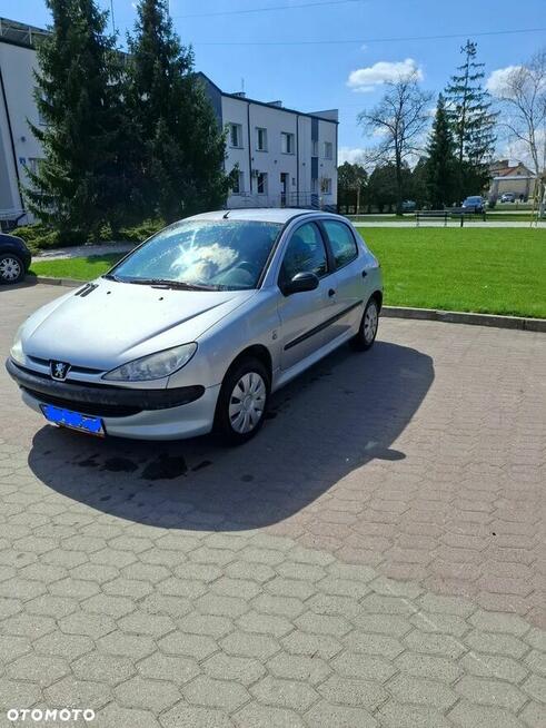 Peugeot 206 1.1 XR Presence Leoncin - zdjęcie 2