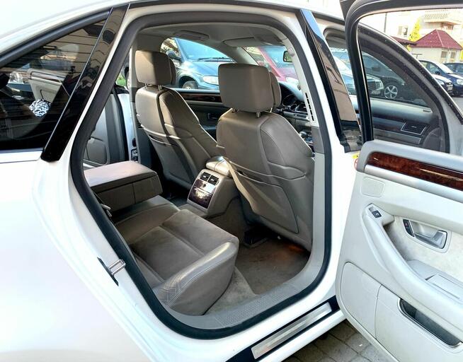 Sprzedam piękną audi A8 S8 D3 rok 2009 mtm pakiet piękna Nowy Sącz - zdjęcie 12