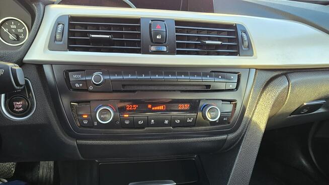 BMW 330D xDrive ładny stan 4x4 sedan Chełm Śląski - zdjęcie 10