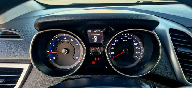 Hyundai i30 Pedantyczny Stan! Prywatnie! Niski przebieg! Zamiana też! Zduńska Wola - zdjęcie 9